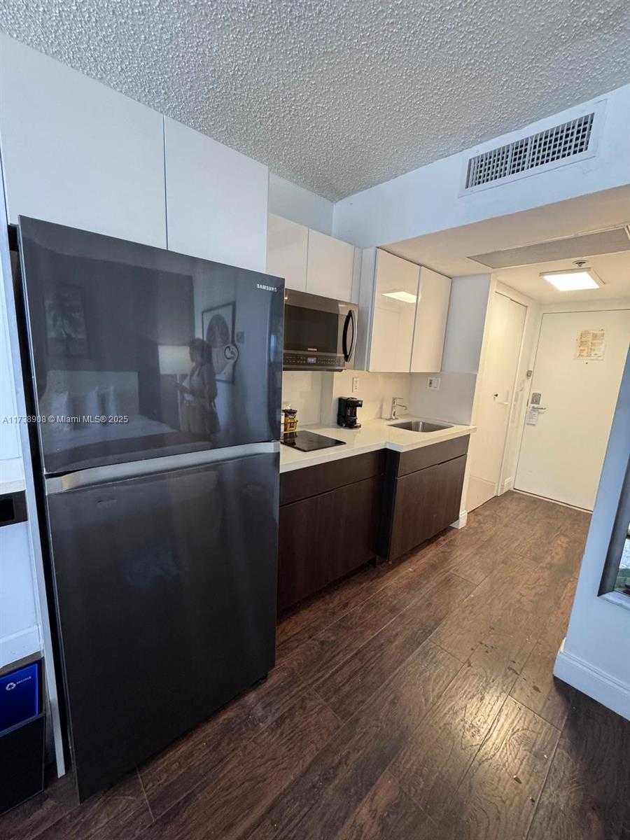 Small Image of 19201 COLLINS AVE #704, Sunny Isles Beach Number 2