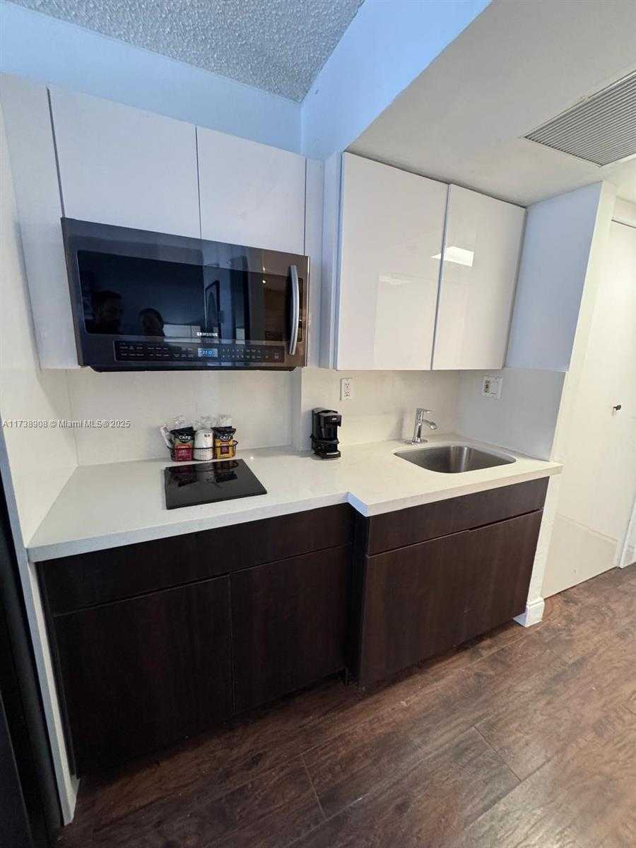 Small Image of 19201 COLLINS AVE #704, Sunny Isles Beach Number 3