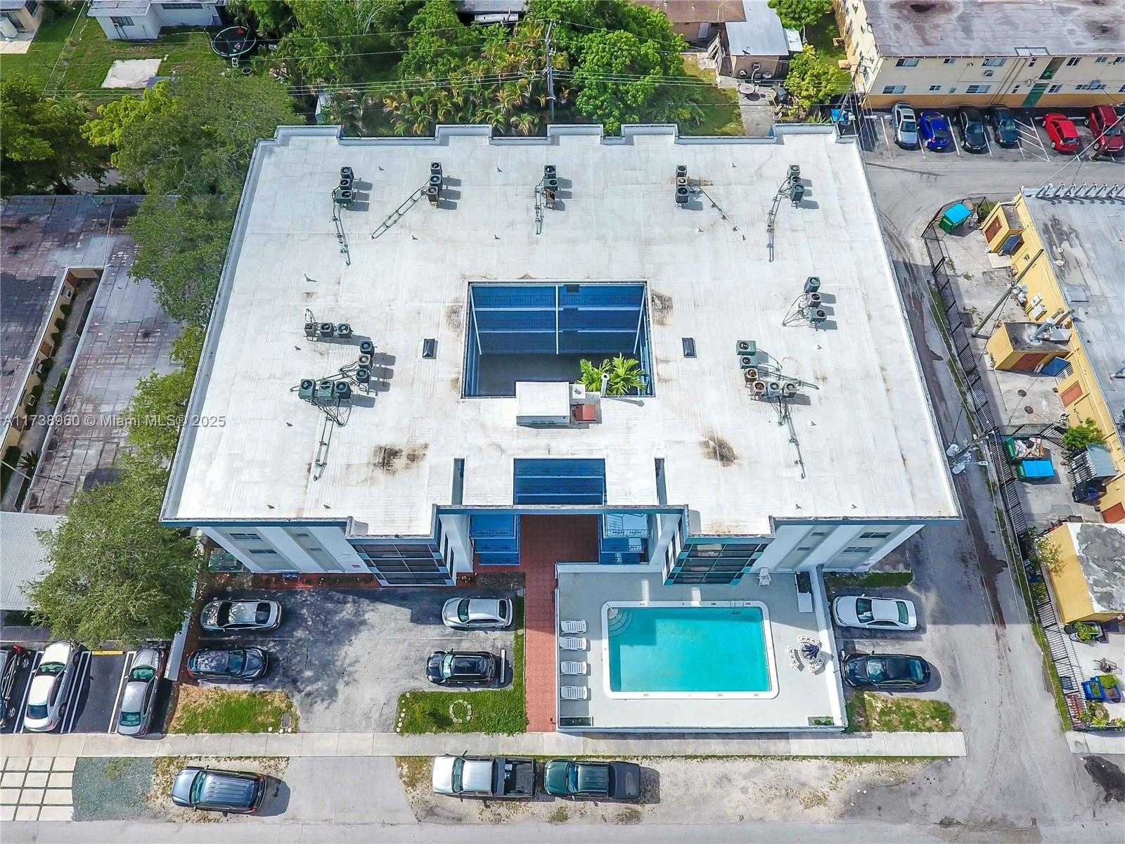 Small Image of 1230 NORTH EAST 139TH ST #411, North Miami Number 3