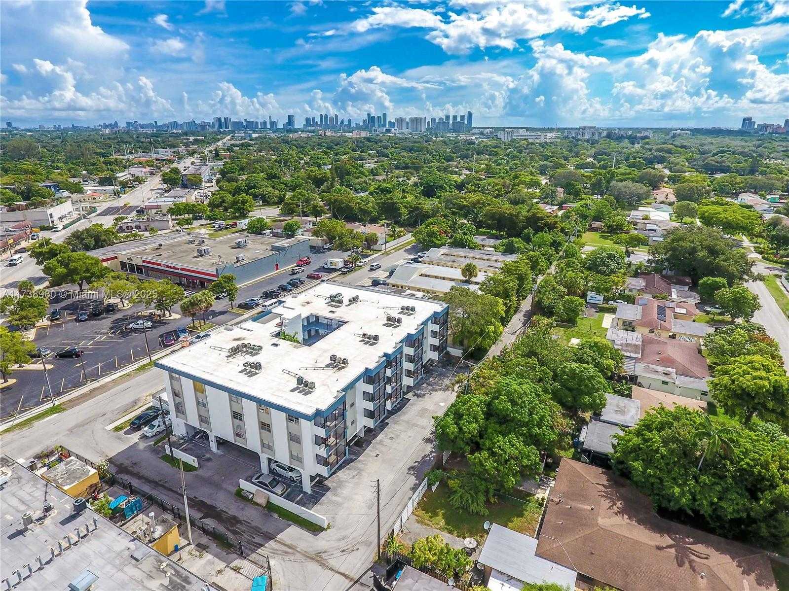 Small Image of 1230 NORTH EAST 139TH ST #411, North Miami Number 5