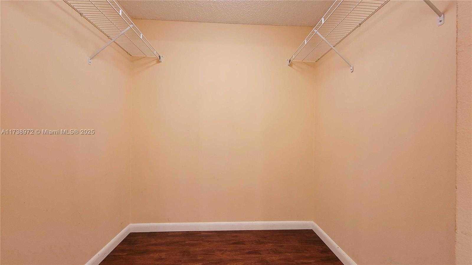 Small Image of 369 POINCIANA DR #1115, Sunny Isles Beach Number 24