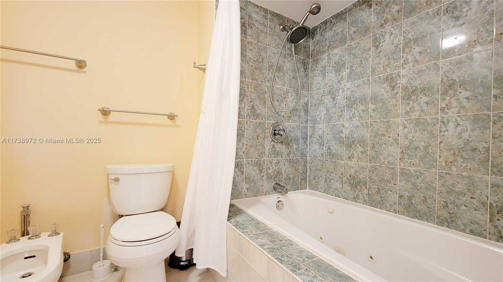 Small Image of 369 POINCIANA DR #1115, Sunny Isles Beach Number 26