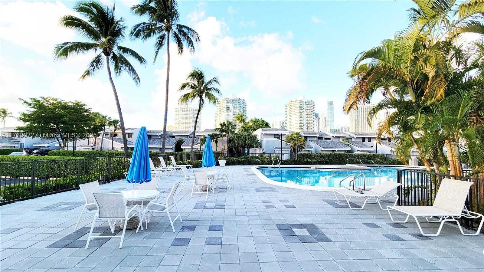 Small Image of 369 POINCIANA DR #1115, Sunny Isles Beach Number 35