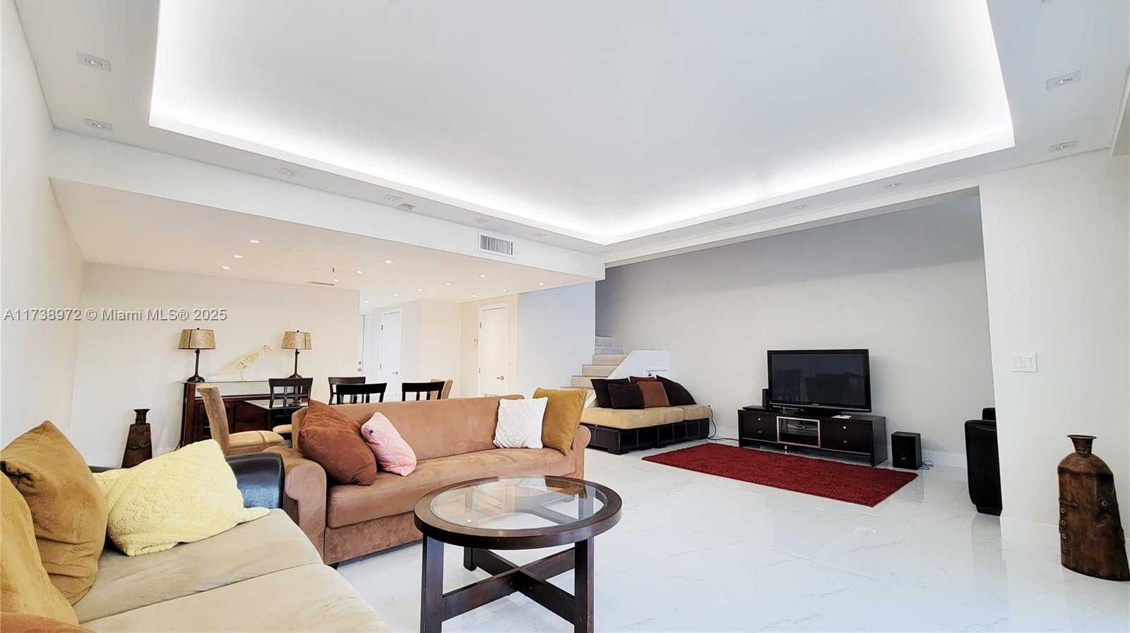 Small Image of 369 POINCIANA DR #1115, Sunny Isles Beach Number 9
