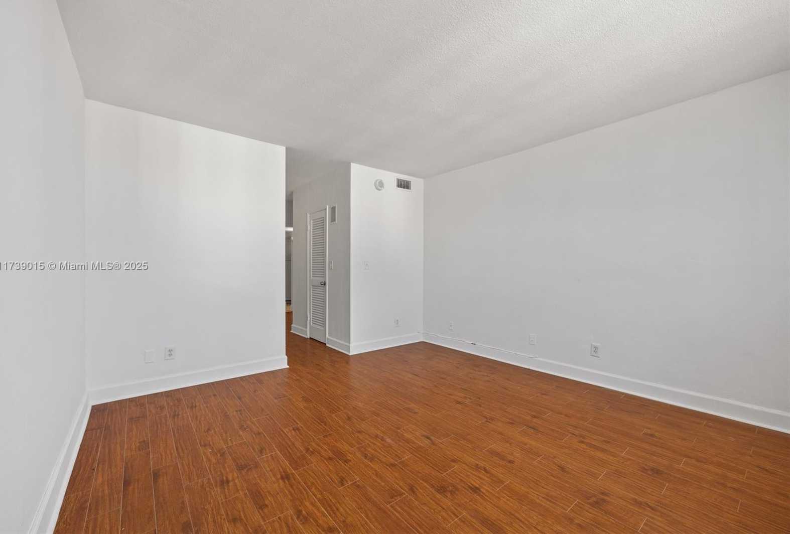 Small Image of 19380 COLLINS AVE #1510, Sunny Isles Beach Number 13