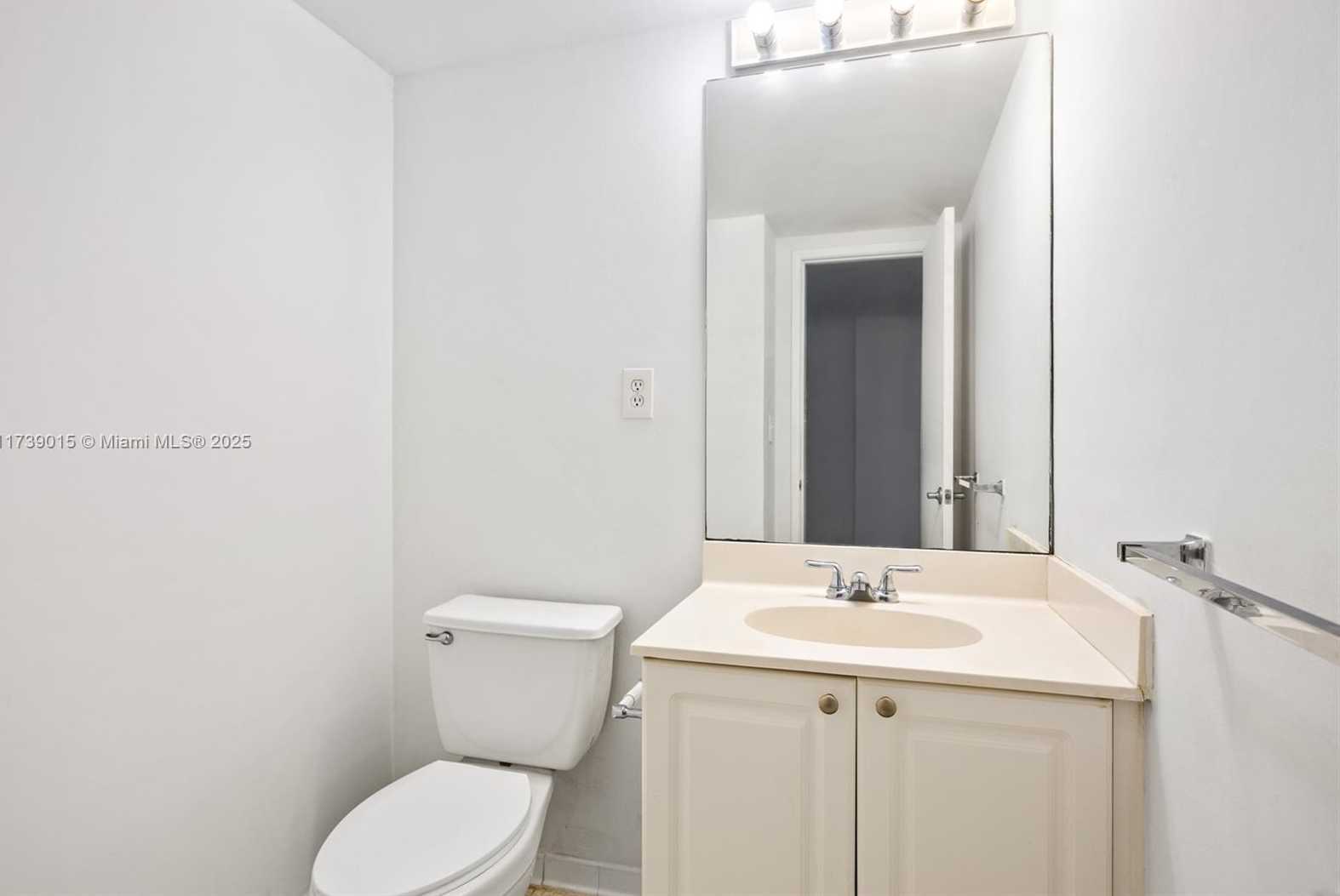 Small Image of 19380 COLLINS AVE #1510, Sunny Isles Beach Number 20