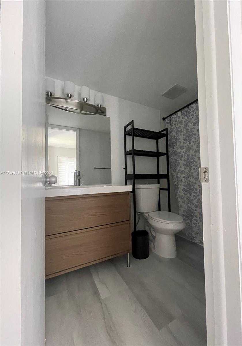 Small Image of 10020 NORTH WEST 9TH ST CIR #203, Miami Number 10