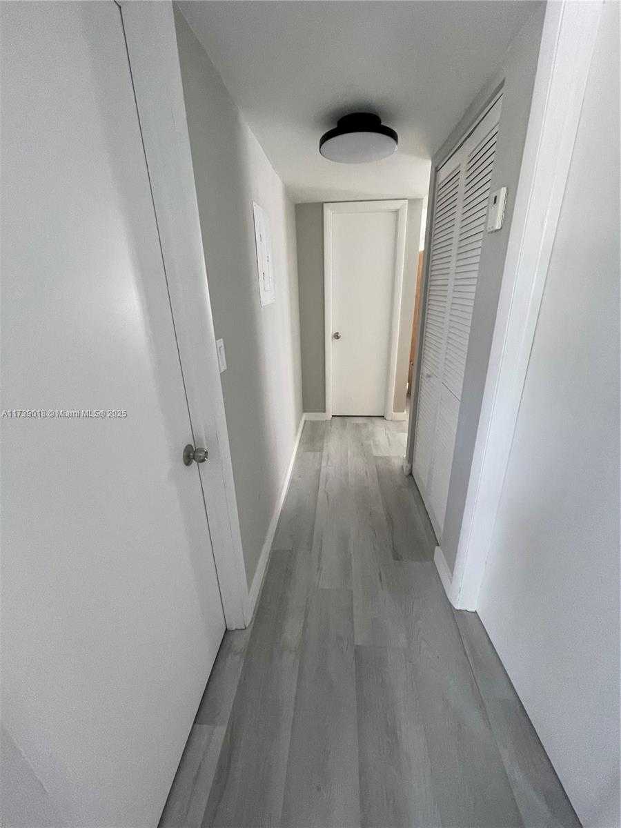 Small Image of 10020 NORTH WEST 9TH ST CIR #203, Miami Number 8