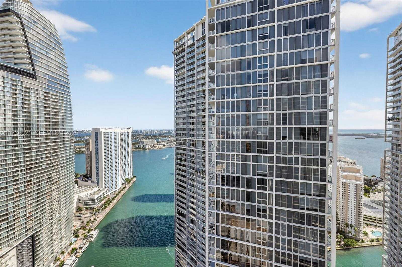 Small Image of 485 BRICKELL AVE #4402, Miami Number 29