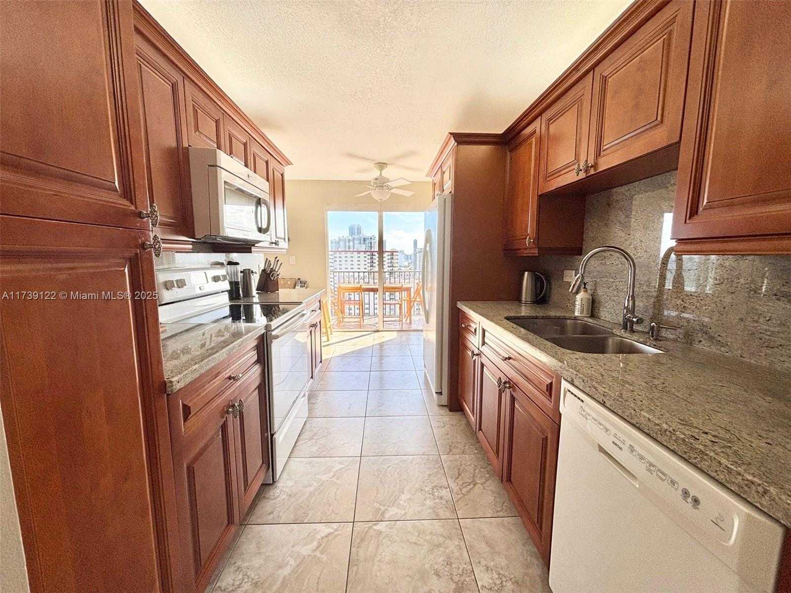 Small Image of 1201 SOUTH OCEAN DR #1610S, Hollywood Number 27