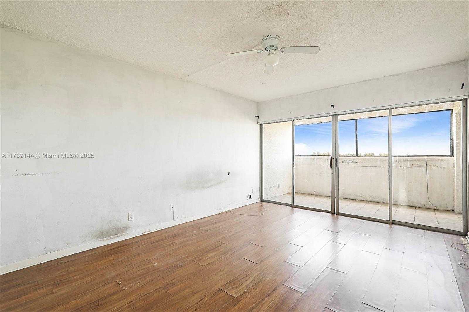 Small Image of 3301 SPANISH MOSS TER #904, Lauderhill Number 13