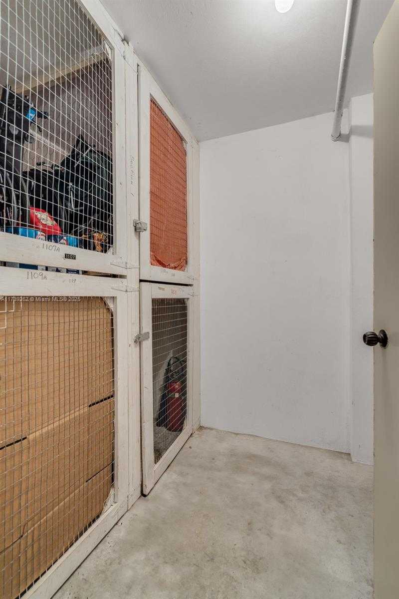 Imagen de Pequeño Objeto