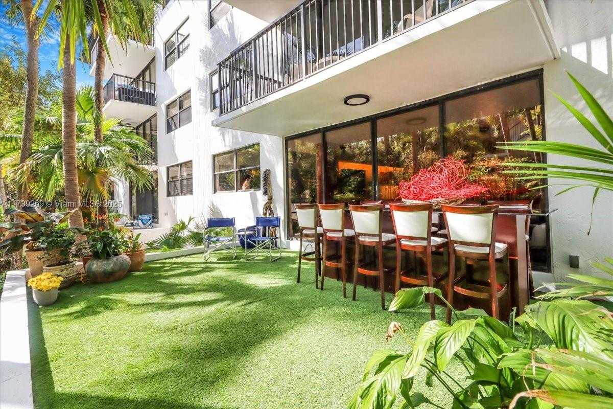 Small Image of 101 OCEAN LANE DR #1017, Key Biscayne Number 34