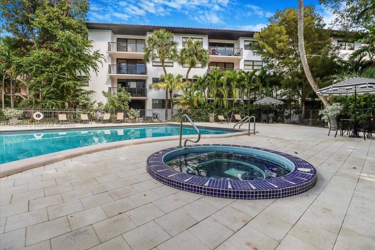 Small Image of 101 OCEAN LANE DR #1017, Key Biscayne Number 41