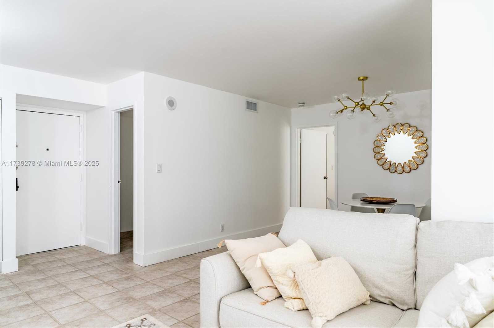 Small Image of 17021 NORTH BAY RD #526, Sunny Isles Beach Number 18