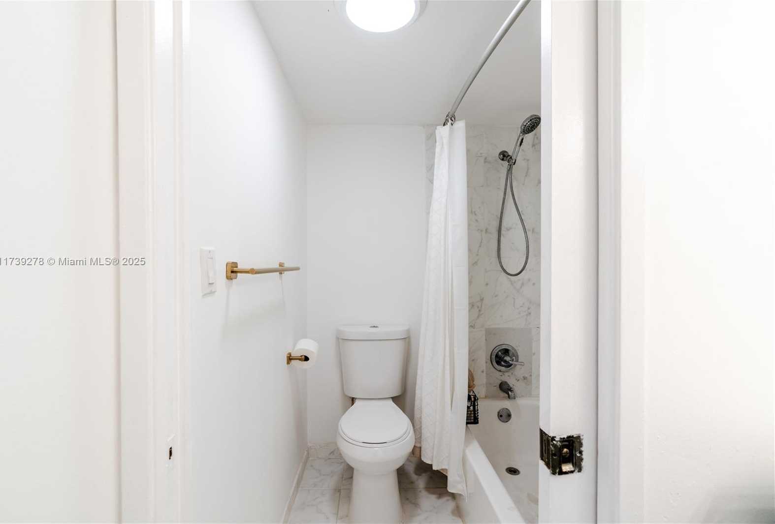 Small Image of 17021 NORTH BAY RD #526, Sunny Isles Beach Number 29