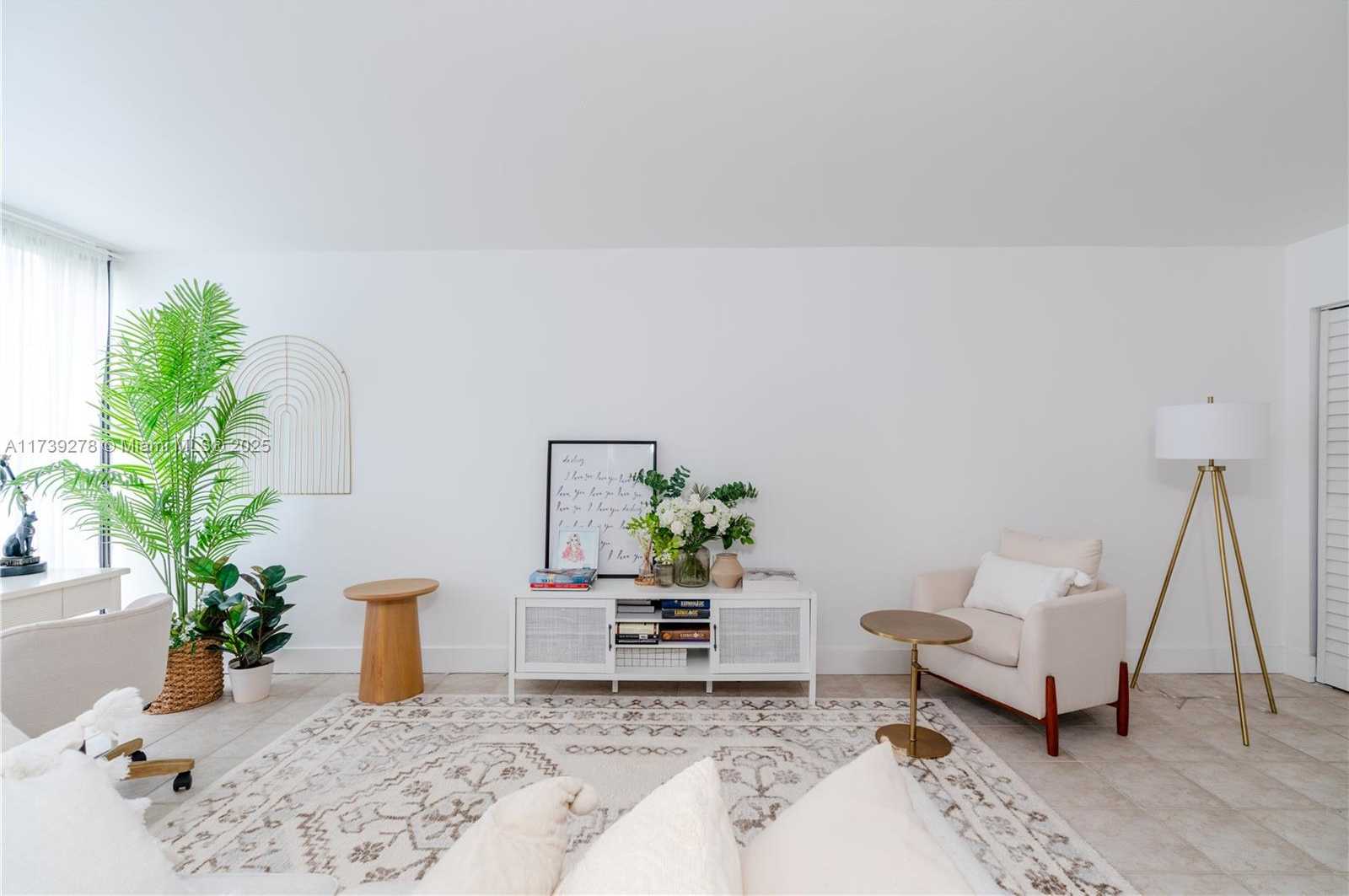 Small Image of 17021 NORTH BAY RD #526, Sunny Isles Beach Number 7