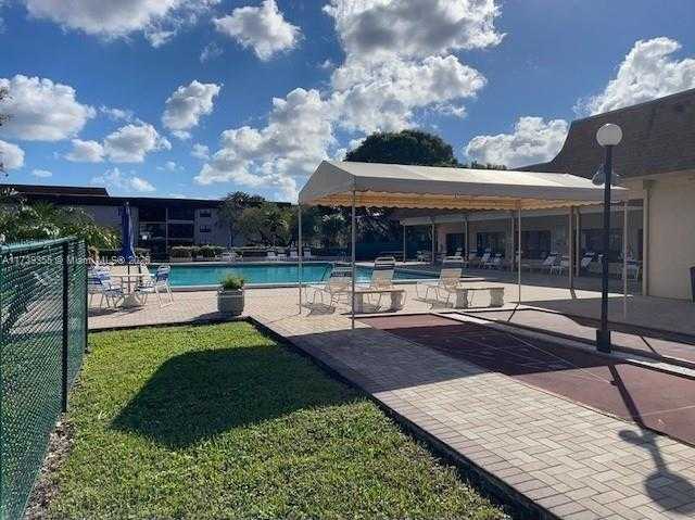 Small Image of 6080 NORTH SABAL PALM BLVD #103, Tamarac Number 17