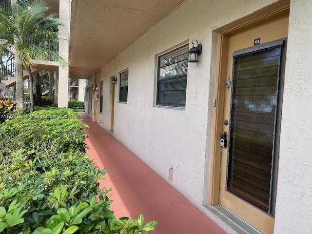 Small Image of 6080 NORTH SABAL PALM BLVD #103, Tamarac Number 2