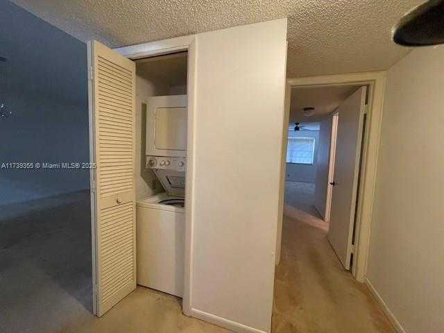 Small Image of 6080 NORTH SABAL PALM BLVD #103, Tamarac Number 5