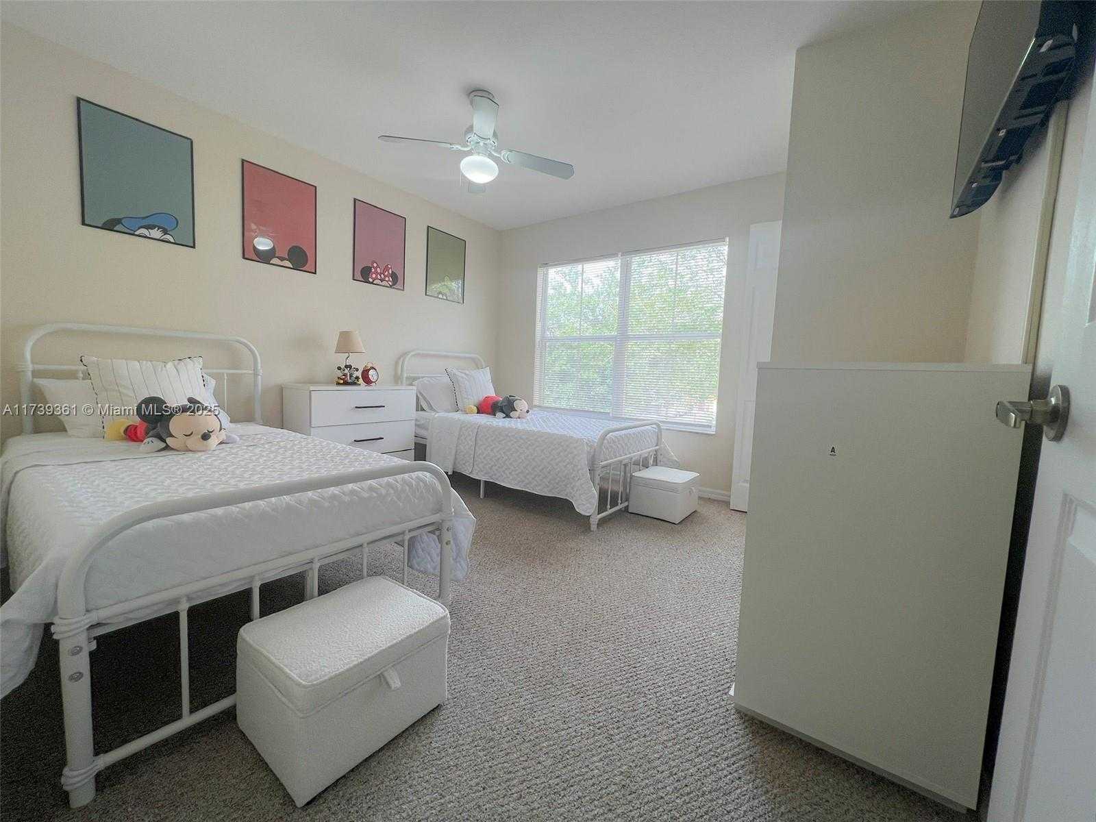 Small Image of 4003 SANTA MARIA DRIVE #101, Kissimmee Number 5