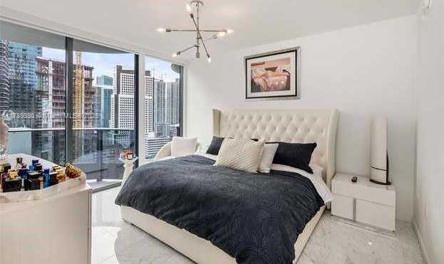 Small Image of 1000 BRICKELL PLZ #2615, Miami Number 24