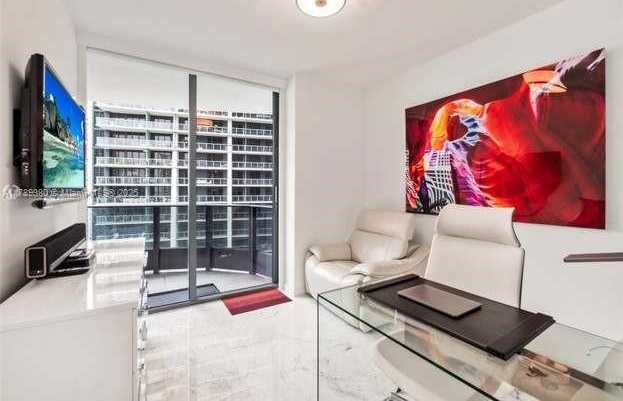 Small Image of 1000 BRICKELL PLZ #2615, Miami Number 37