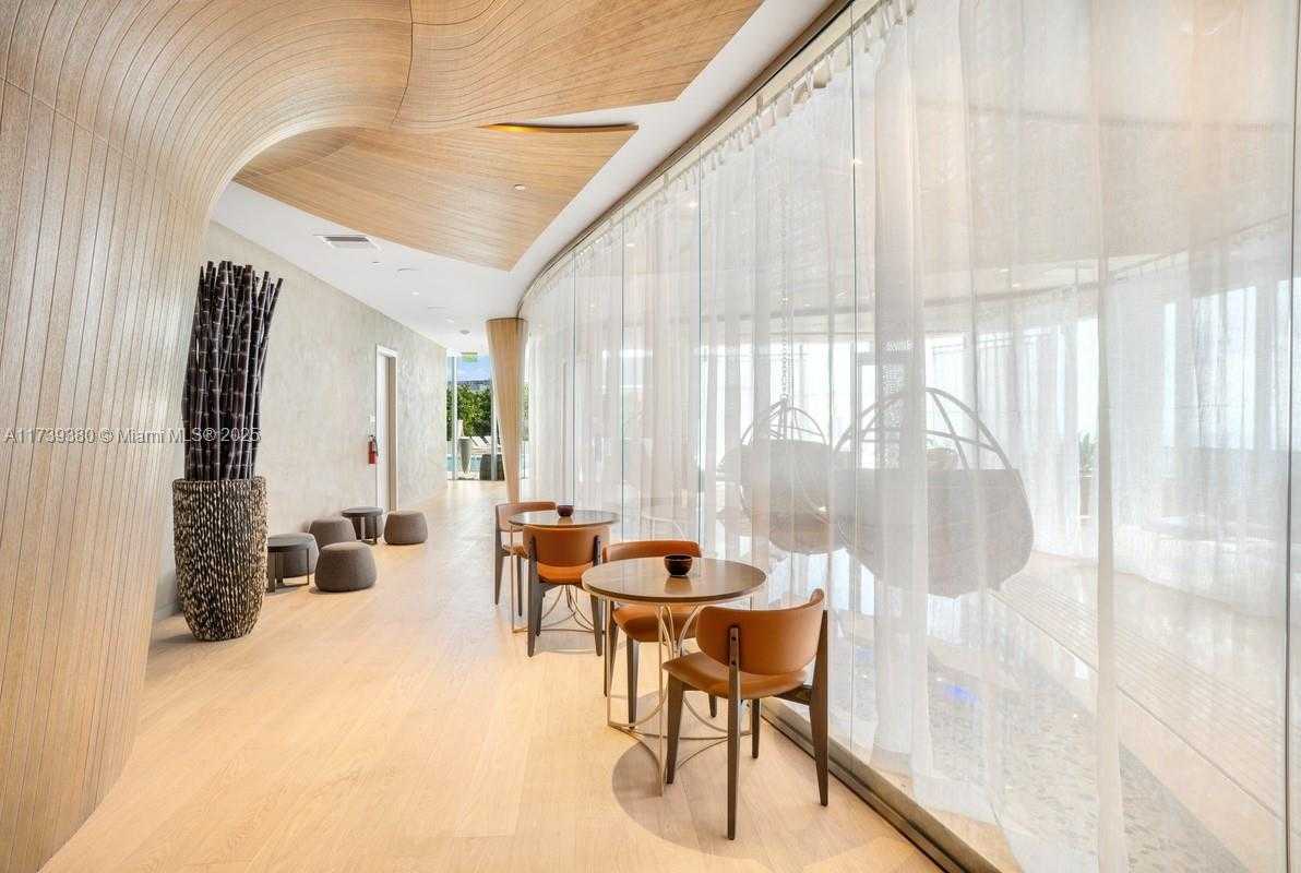 Small Image of 1000 BRICKELL PLZ #2615, Miami Number 46