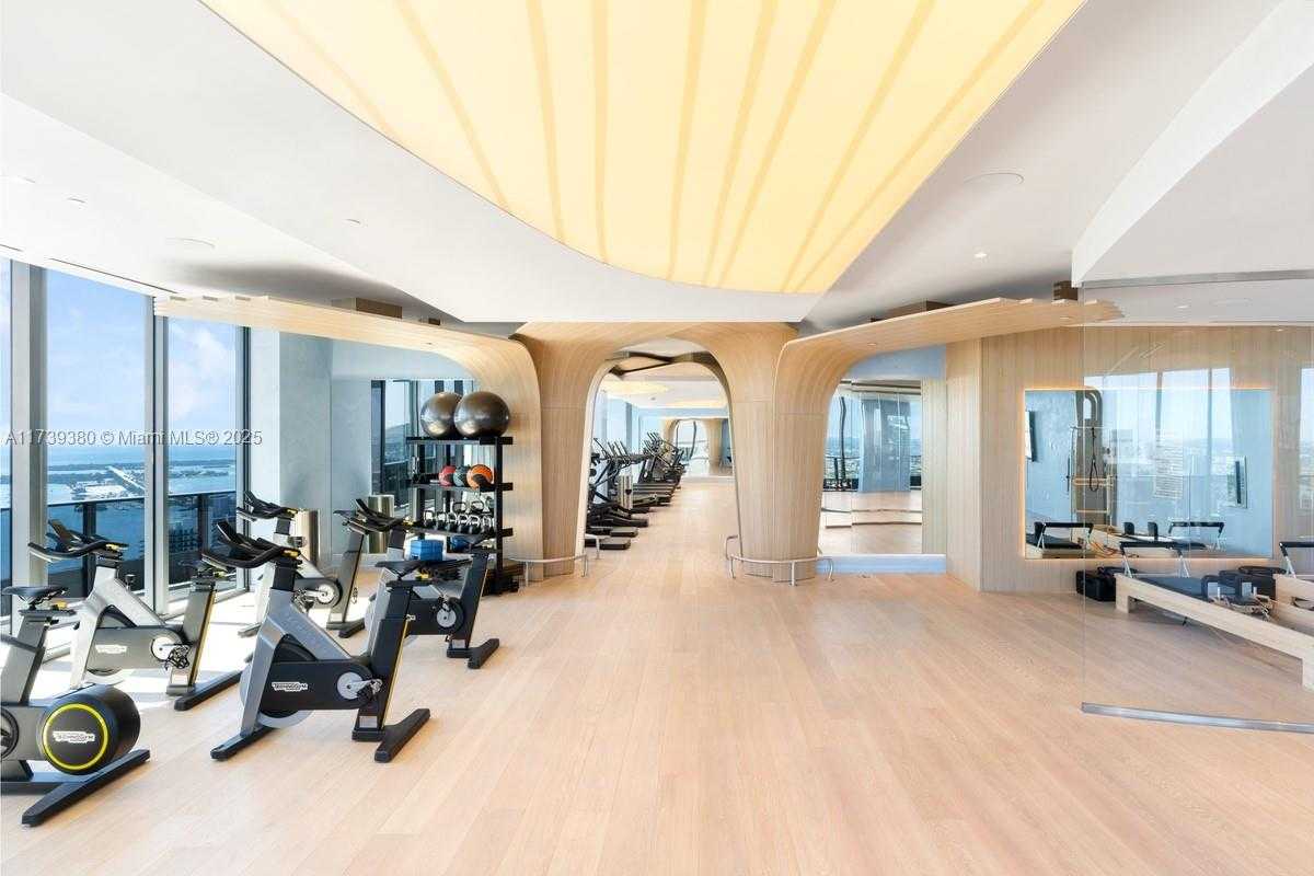 Small Image of 1000 BRICKELL PLZ #2615, Miami Number 48