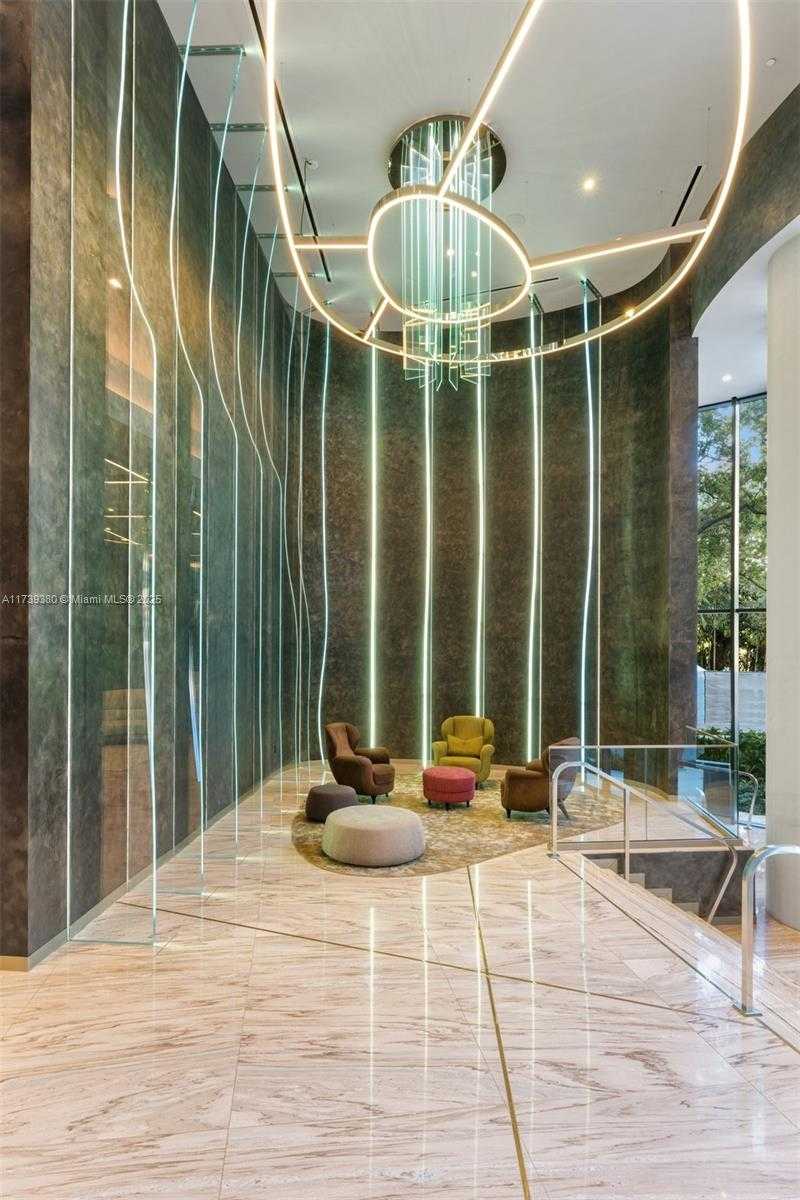 Small Image of 1000 BRICKELL PLZ #2615, Miami Number 7