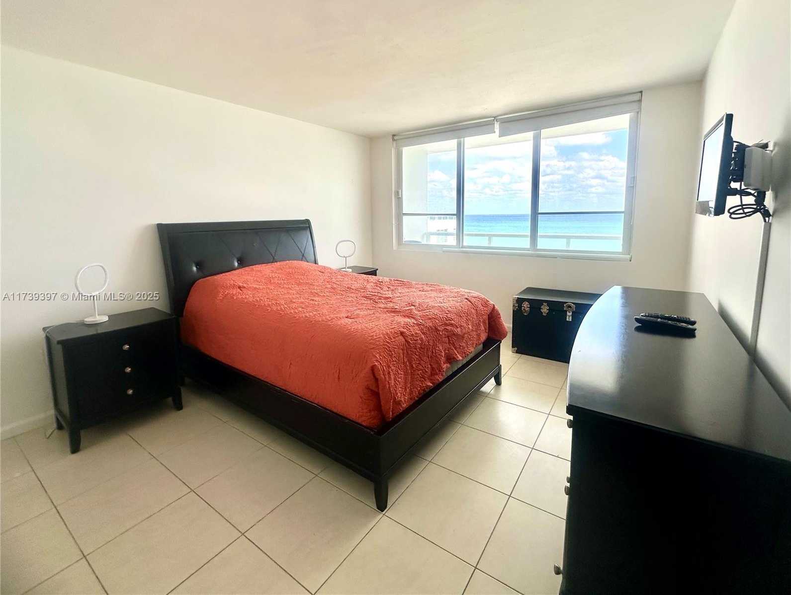 Small Image of 5005 COLLINS AVE #1212, Miami Beach Number 18
