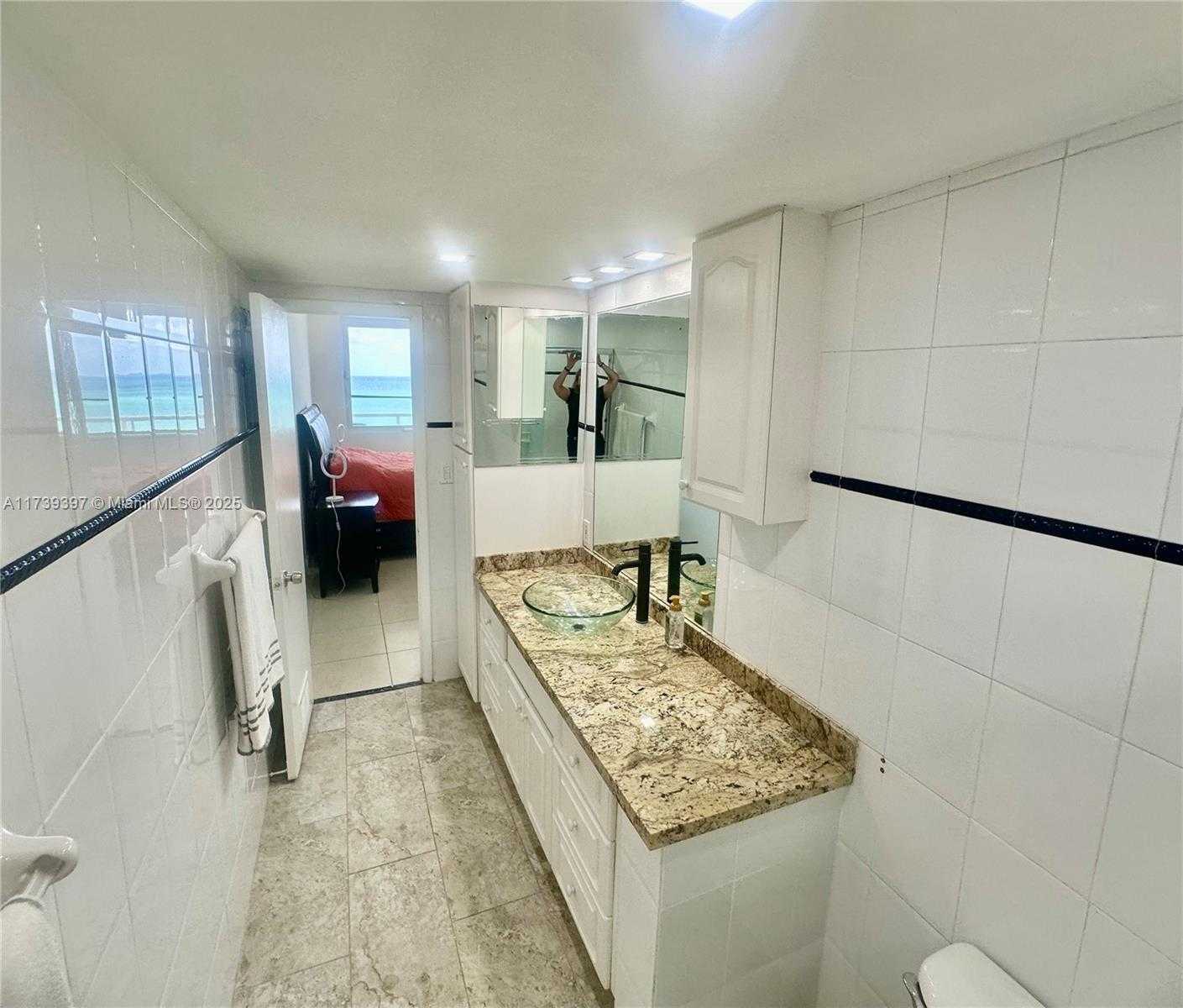 Small Image of 5005 COLLINS AVE #1212, Miami Beach Number 20
