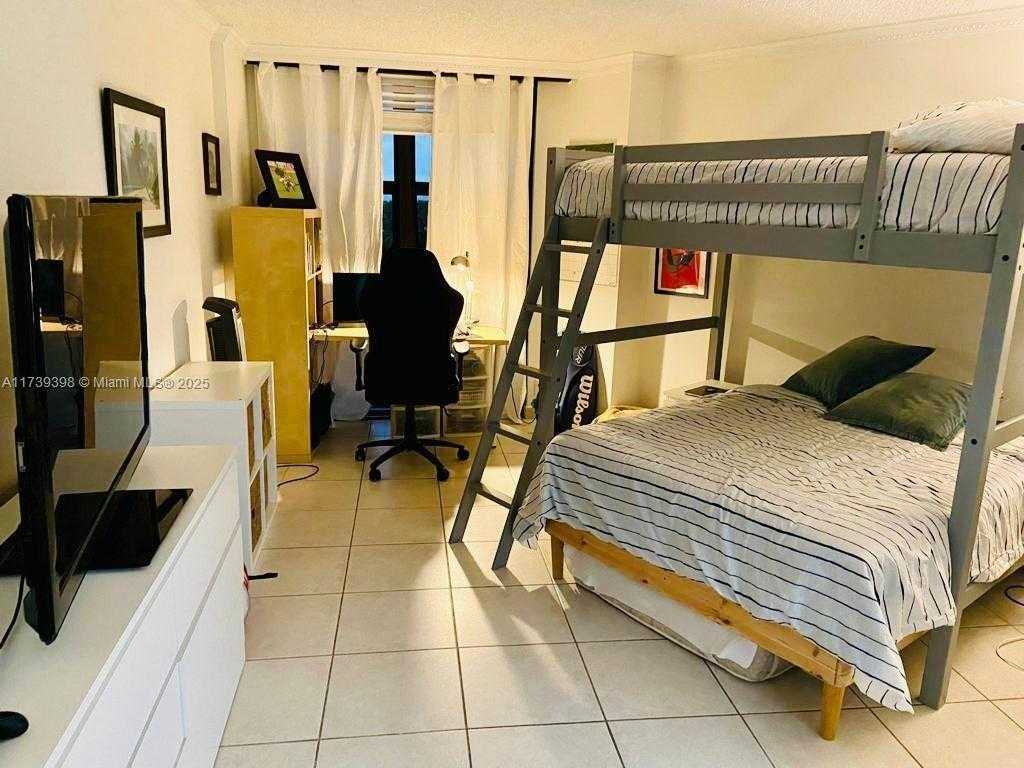 Small Image of 1121 CRANDON BLVD #D404, Key Biscayne Number 13