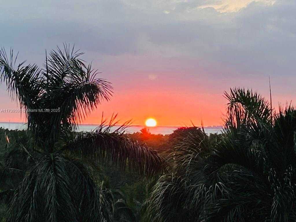 Small Image of 1121 CRANDON BLVD #D404, Key Biscayne Number 5