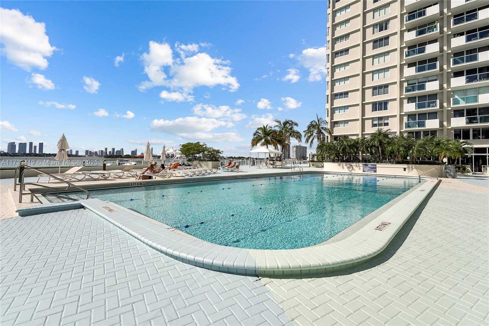 Small Image of 1200 WEST AVE #1511, Miami Beach Number 13