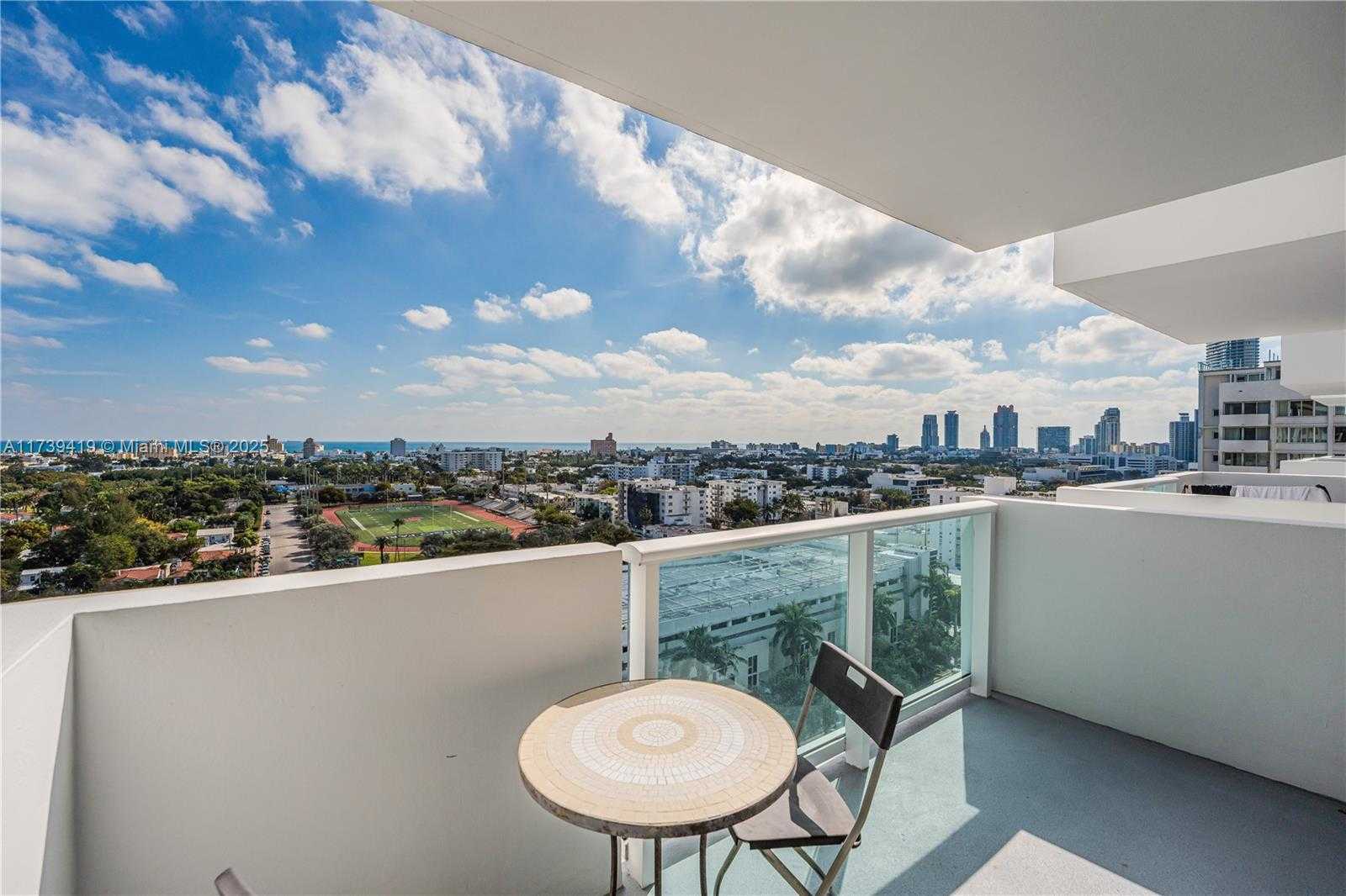 Small Image of 1200 WEST AVE #1511, Miami Beach Number 3