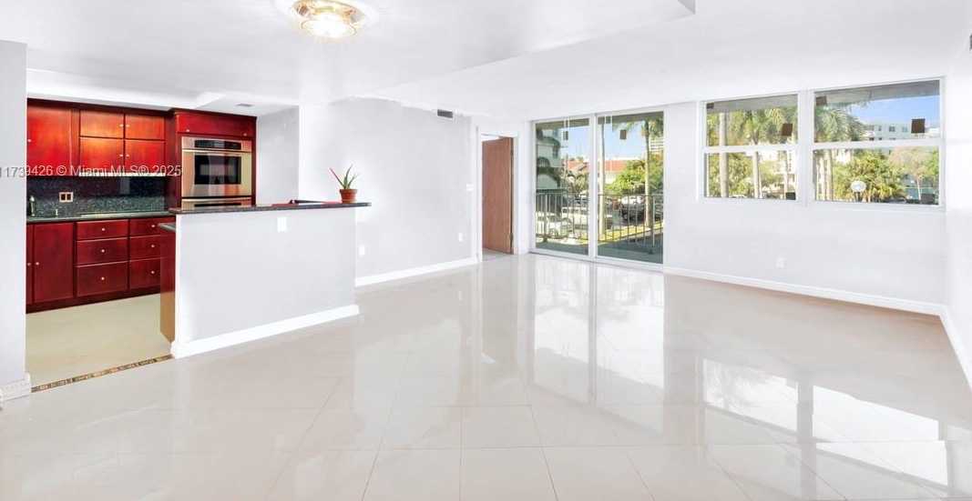 Small Image of 16558 NORTH EAST 26TH AVE #2J, North Miami Beach Number 2