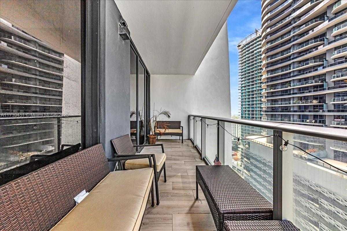 Small Image of 1010 BRICKELL AVE #2208, Miami Number 32