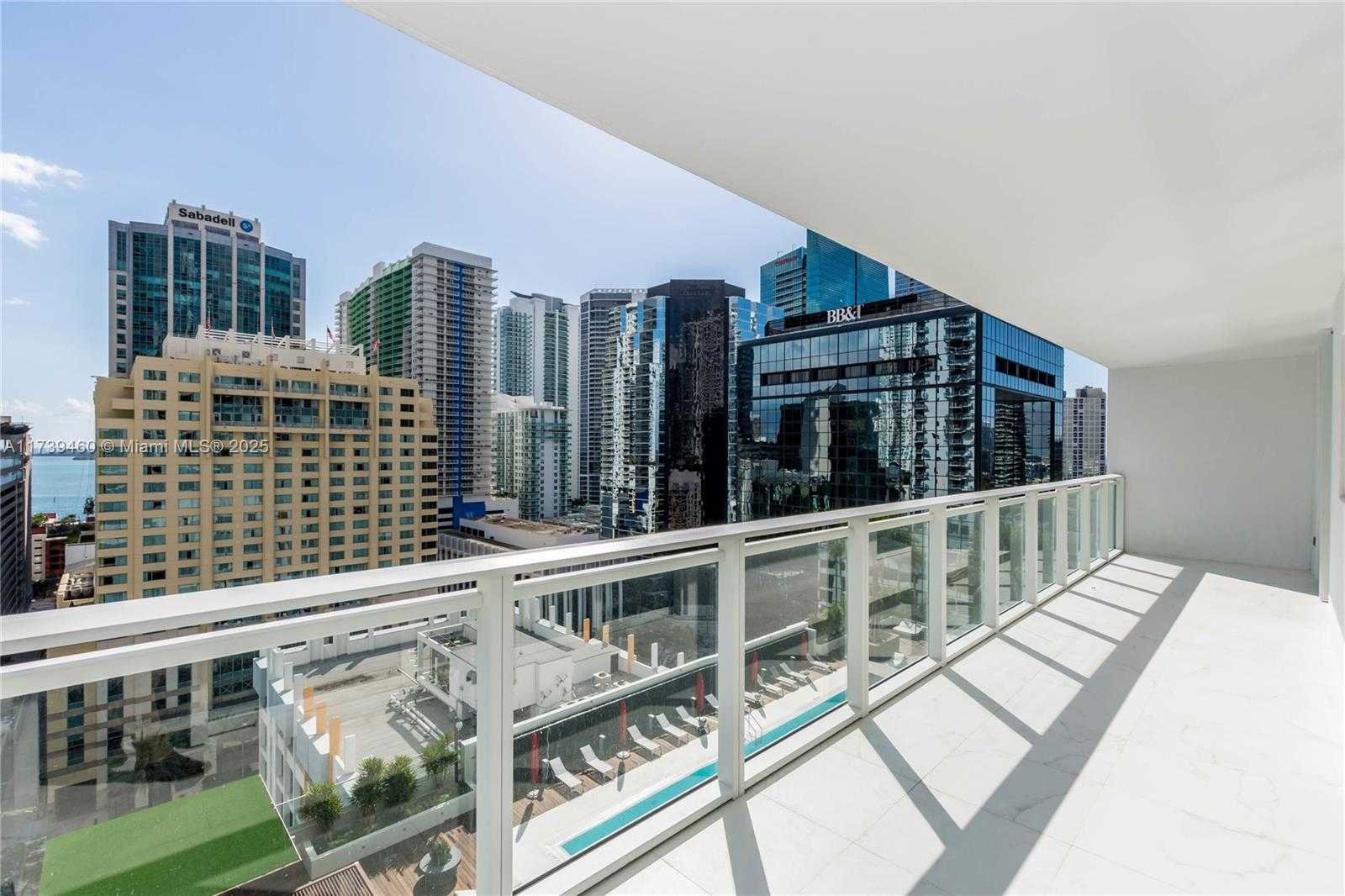 Small Image of 1080 Brickell Ave, Miami, FL 33131, USA Number 15