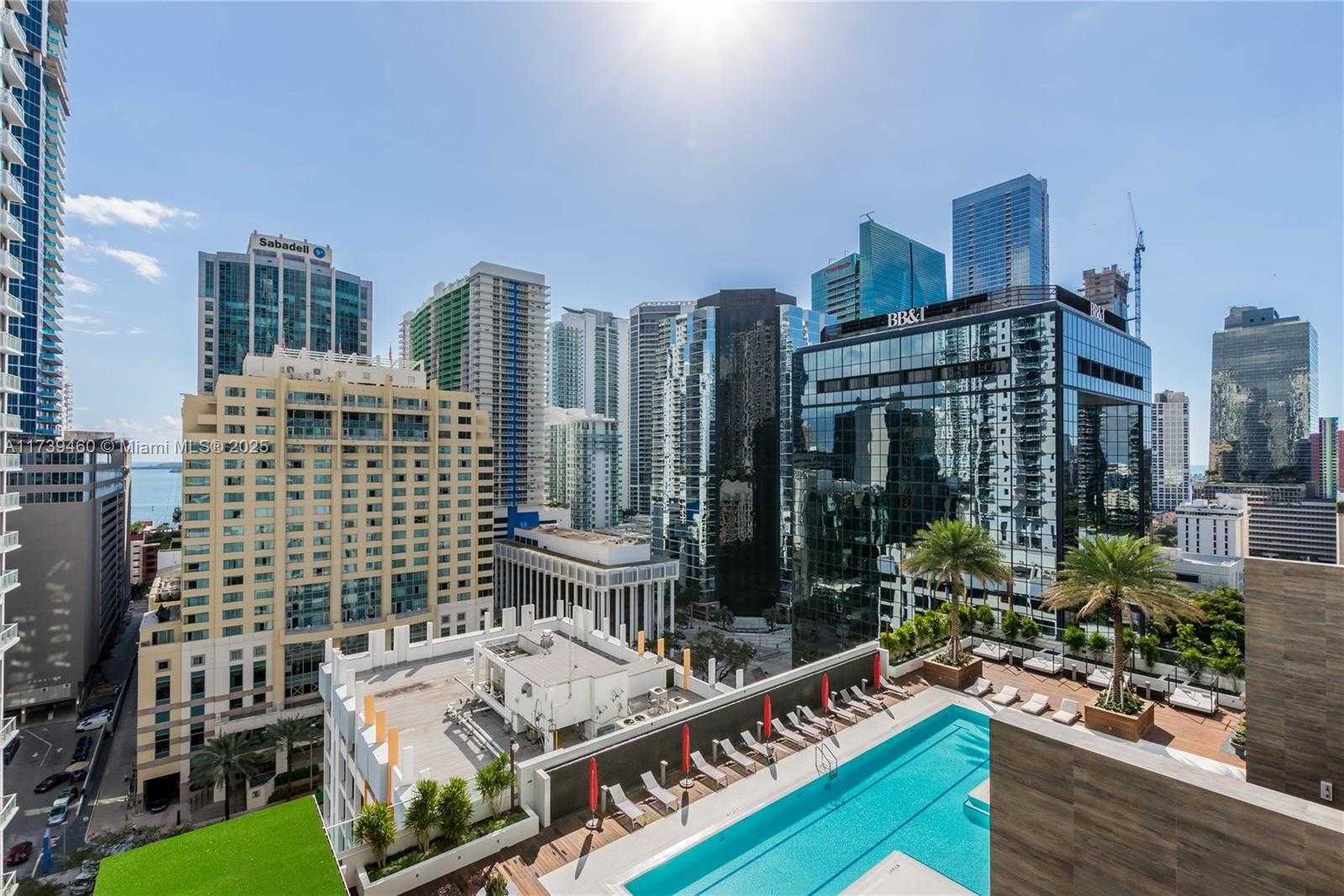Small Image of 1080 Brickell Ave, Miami, FL 33131, USA Number 17