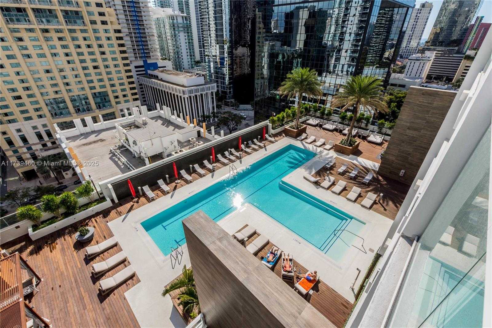 Small Image of 1080 Brickell Ave, Miami, FL 33131, USA Number 20