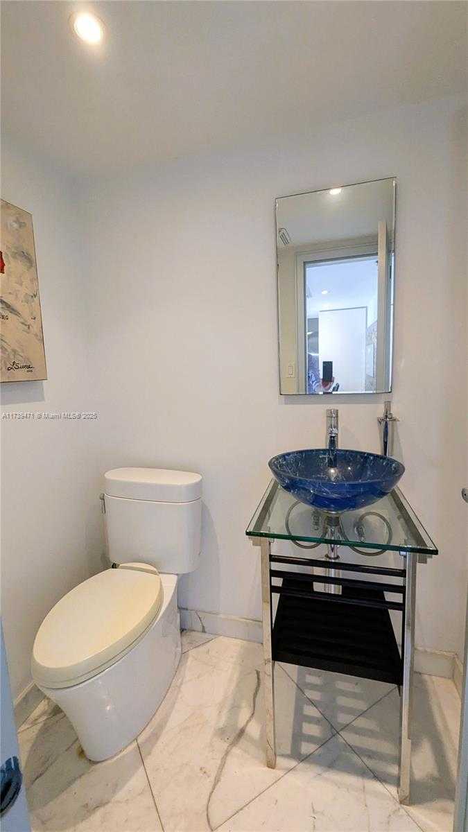 Small Image of 5151 COLLINS AVE #736, Miami Beach Number 17