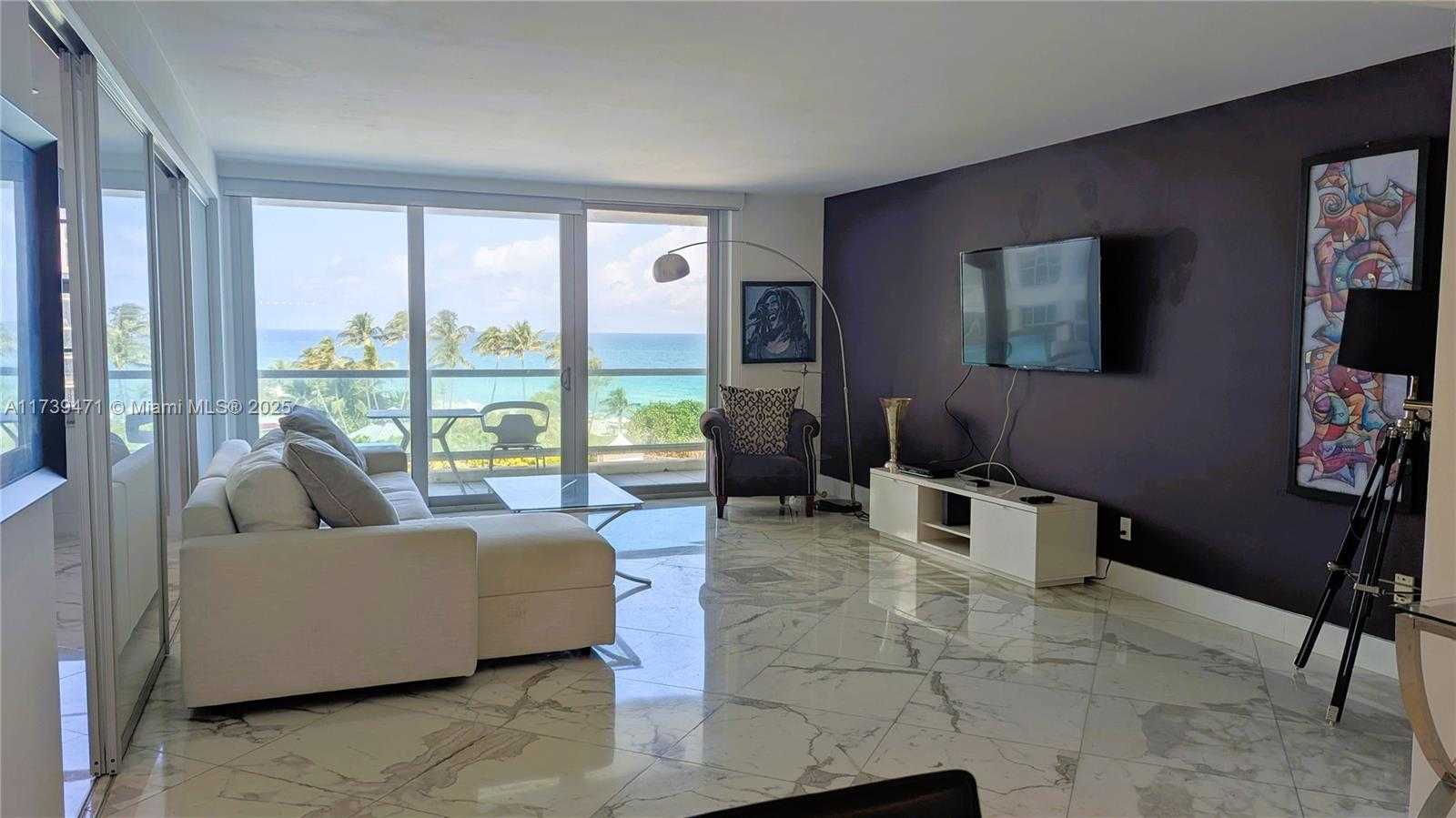 Small Image of 5151 COLLINS AVE #736, Miami Beach Number 4