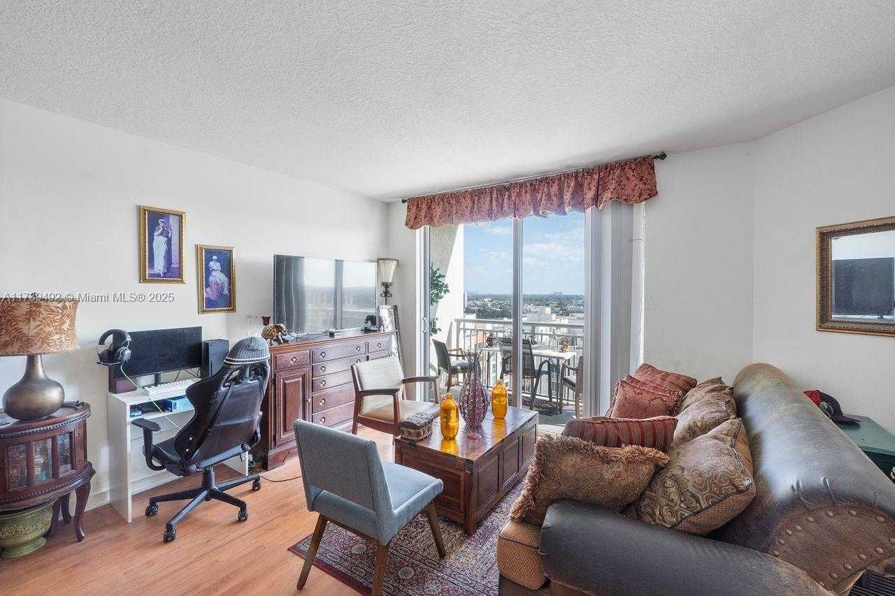 Small Image of 9055 SOUTH WEST 73RD CT #903, Miami Number 16