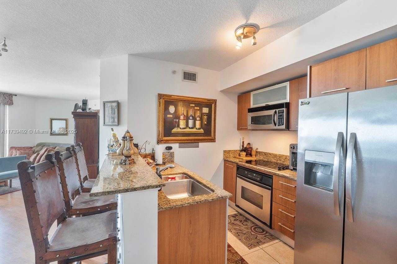 Small Image of 9055 SOUTH WEST 73RD CT #903, Miami Number 21