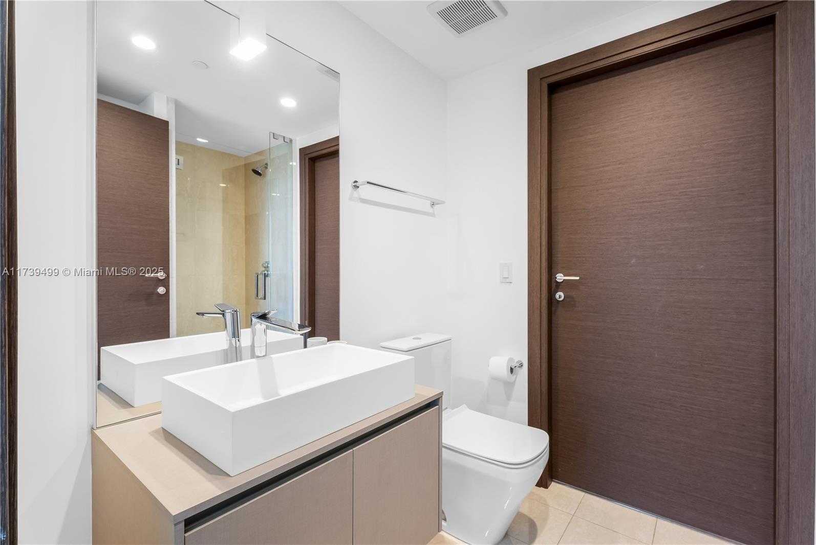 Small Image of 1000 BRICKELL PLZ #4806, Miami Number 17