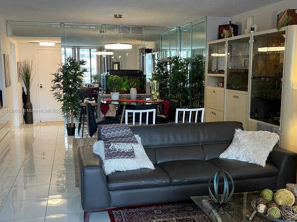 Small Image of 2500 PARKVIEW DR #1618, Hallandale Beach Number 14