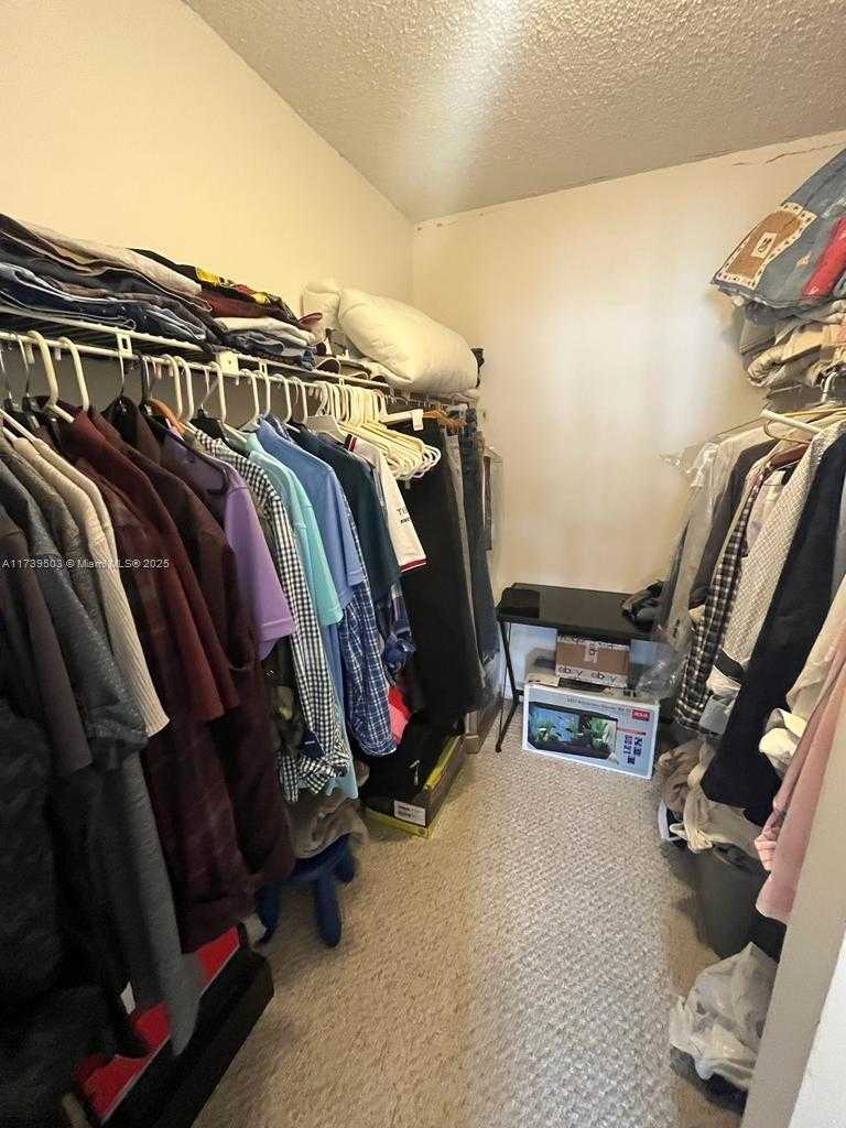 Small Image of 2500 PARKVIEW DR #1618, Hallandale Beach Number 19