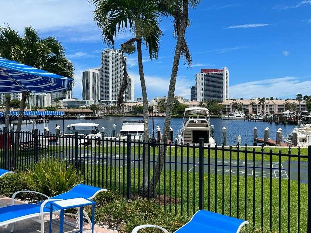 Small Image of 2500 PARKVIEW DR #1618, Hallandale Beach Number 29