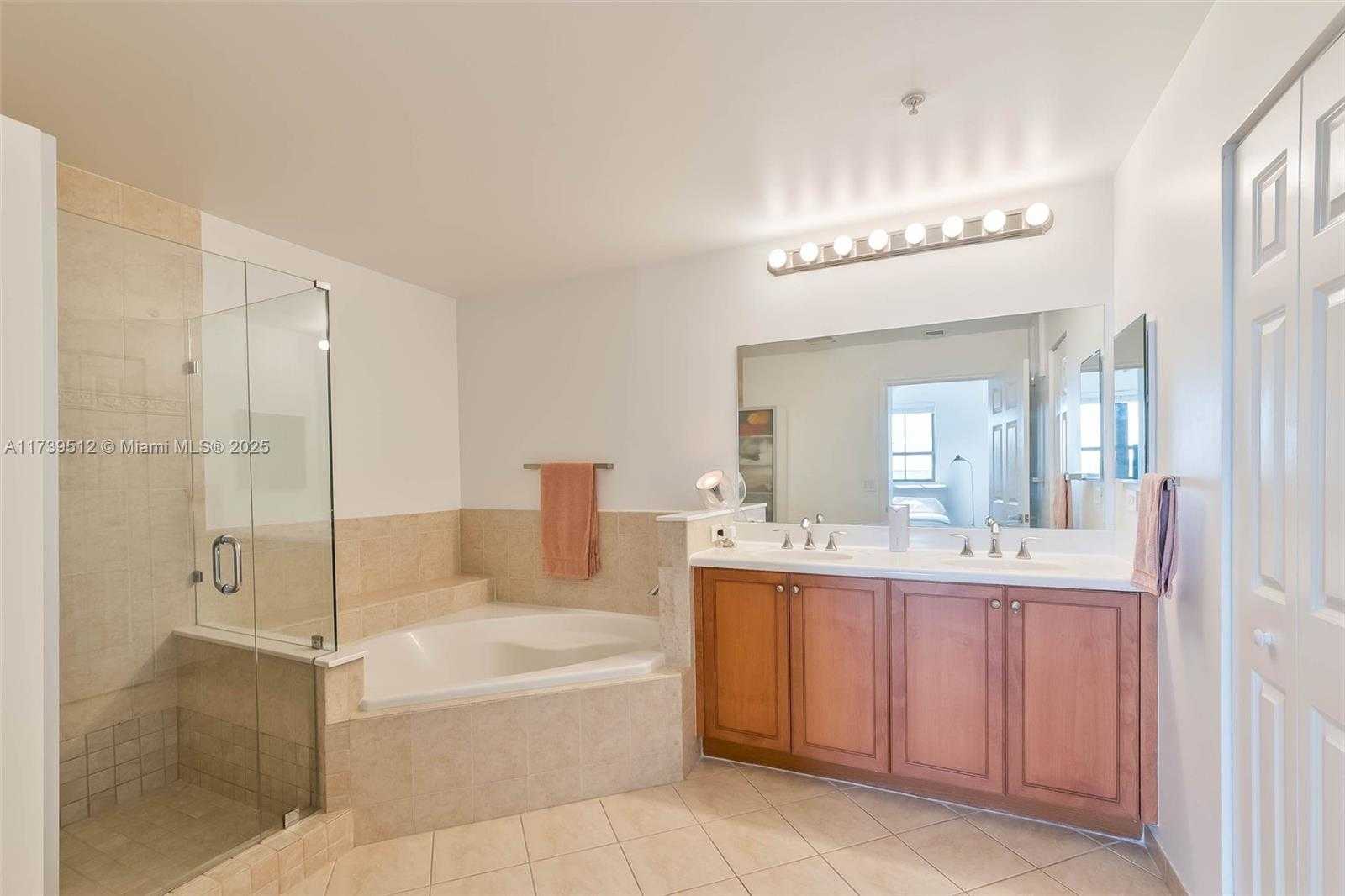 Small Image of 8395 SOUTH WEST 73RD AVE #508, Miami Number 10